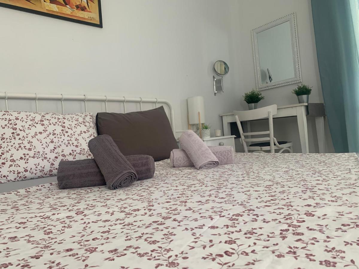 Villa Loula Apartment II Pórosz Kültér fotó